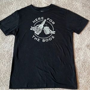 Old Navy men’s short sleeve tee, size small